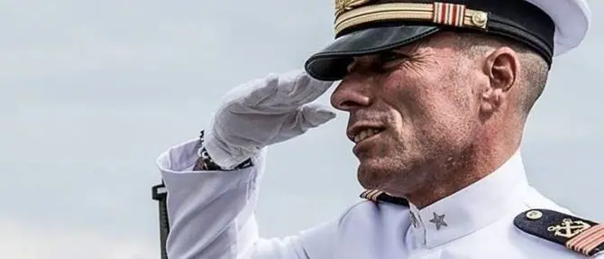 Capitaneria di Vibo, riconoscimento al comandante Paolo Fedele