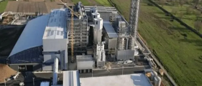 Rifiuti, tagliati gli incentivi statali: la Regione lascia un buco di 2 mln ai Comuni