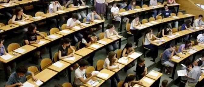 Università di Reggio, disinfezione dopo il prof trovato positivo al coronavirus