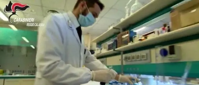 Rapinatore arrestato dai carabinieri dopo 10 anni grazie all'esame del Dna