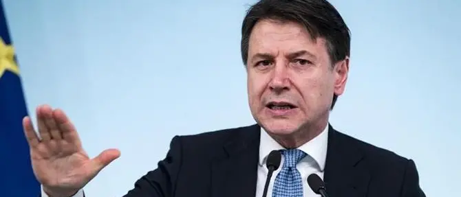 Coronavirus, approvato il nuovo decreto. Conferenza Conte nella notte