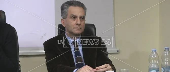 Unical, il rettore Nicola Leone alza il livello di guardia: nuove misure