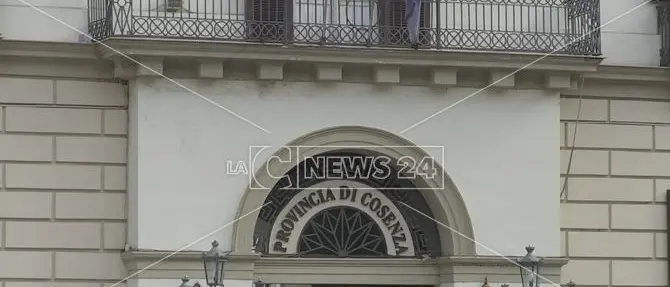 Cosenza, anche gli uffici della Provincia chiusi al pubblico