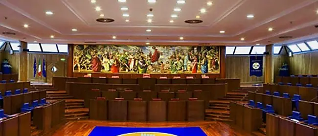 Calabria senza giunta e consiglio nel momento più grave: ostaggio della politica