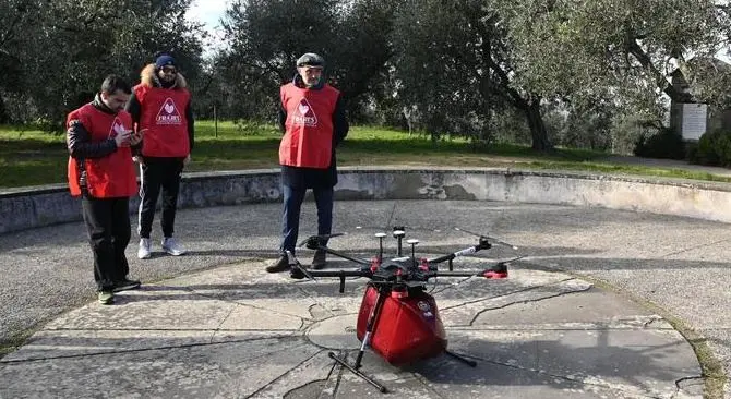 Da Pisa droni per consegnare sangue, farmaci e tamponi negli ospedali