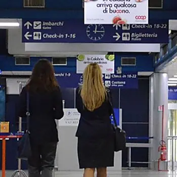 Primi effetti coronavirus in Calabria, voli cancellati e lavoratori in cassa integrazione