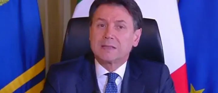 Coronavirus, chiusura per tutte le attività commerciali in Italia: l'annuncio di Conte