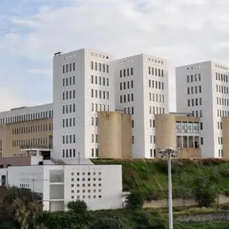 Guarito il docente dell'università di Reggio: «Grazie ai medici che mi hanno curato»
