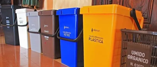 Catanzaro: stop alla differenziata e sacco speciale per chi è in quarantena