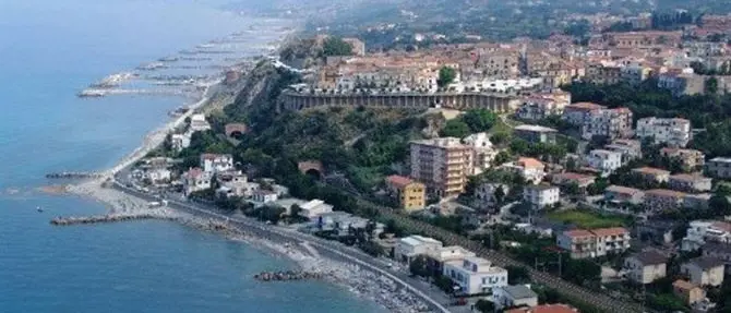 Coronavirus, a San Lucido ci sono troppi casi positivi: ordinanza di chiusura