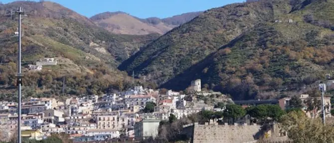 Coronavirus, nel Tirreno cosentino vietato l'ingresso anche a Paola e Grisolia