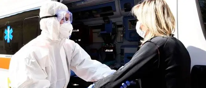 Il disperato video-appello da Bergamo: «Abbiamo bisogno di medici e infermieri»