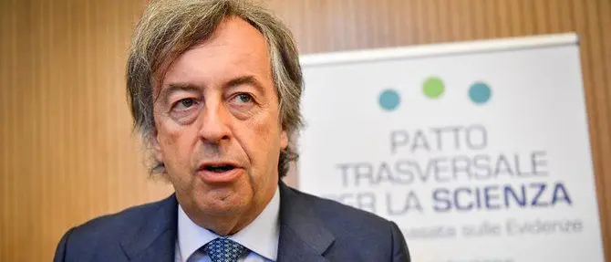Coronaviurs, Burioni: «Lo tsunami sta arrivando, restate tappati in casa»