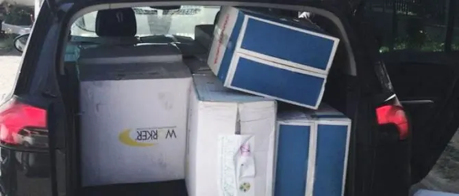 Tute e camici per i medici di Cosenza e Catanzaro donati dall’Arpacal