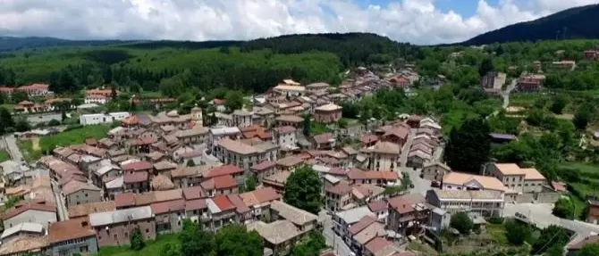 Quattro paesi del Vibonese chiudono i confini: stop a ingressi e uscite