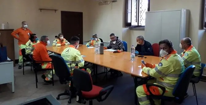 L'impegno dei volontari di Isola Capo Rizzuto per fronteggiare l'emergenza Covid-19