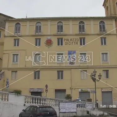 Coronavirus a Rogliano, nuovi casi positivi: si tratta di due assessori comunali
