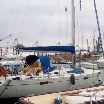 Da 20 giorni in mare, cacciati da tutti i porti e ora in quarantena a Gioia Tauro