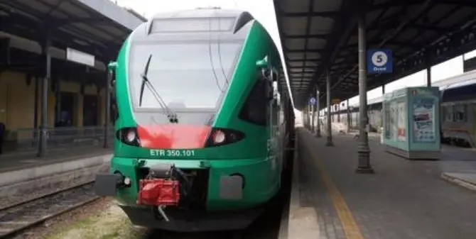 Operai diretti in Calabria e Campania respinti alla stazione di Bologna