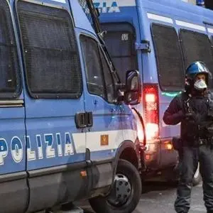 Reggio, Falcomatà si oppone alla quarantena in Calabria dei siciliani bloccati: «Pronti a tutto»