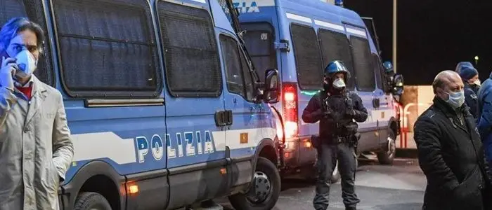 Reggio, Falcomatà si oppone alla quarantena in Calabria dei siciliani bloccati: «Pronti a tutto»