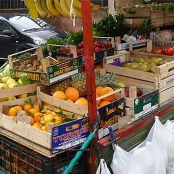 Coronavirus, a Catanzaro il sindaco vieta il commercio ambulante