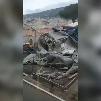 Maltempo, all'ospedale di Paola il vento distrugge la tenda pre triage