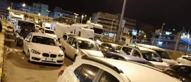 Bloccati al porto di Villa San Giovanni: «Vi spiego perché è successo»