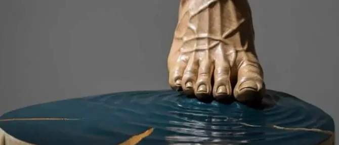 Coronavirus, una raccolta fondi e un'opera dello scultore Tropiano per il policlinico