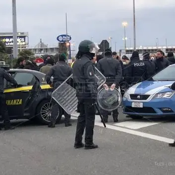 Siciliani bloccati agli imbarchi a Villa, faranno la quarantena nei loro comuni