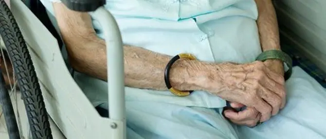 Coronavirus, guarisce a 102 anni. I medici: «Un soffio di speranza»