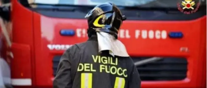 «Bloccata la stabilizzazione, solidarietà al personale dei Vigili del fuoco»