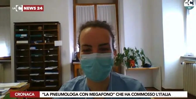 È calabrese “la pneumologa con il megafono” che ha commosso l’Italia