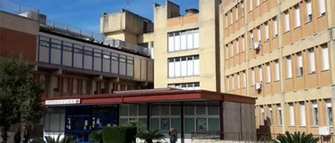 Coronavirus, a Locri il Covid Hospital? Sindaci e cittadini contrari: «Una follia»