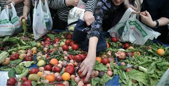 Emergenza alimentare, 283mila calabresi in difficoltà: ecco la mappa della fame