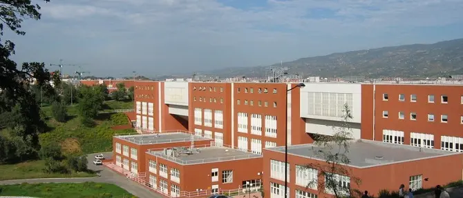 L’Unical lancia una raccolta fondi per sostenere i centri Covid-19 in Calabria