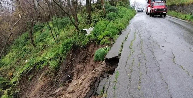 Maltempo, Seminara si risveglia in mezzo al fango e a strade crollate