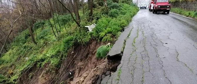 Maltempo, Seminara si risveglia in mezzo al fango e a strade crollate