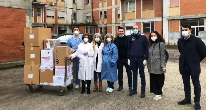 Ospedale di Gioia Tauro: donati guanti, camici e mascherine