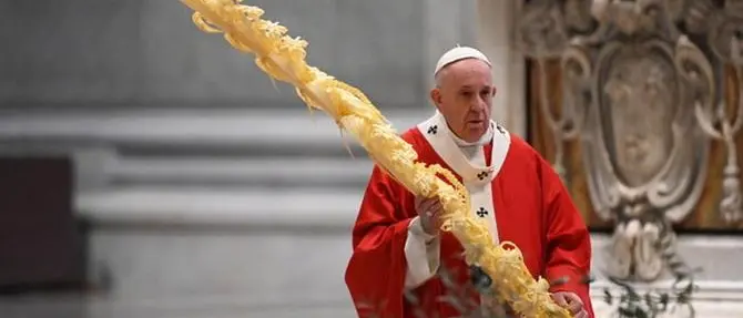 Domenica delle Palme, il Papa: «Certezze sgretolate ma coraggio»
