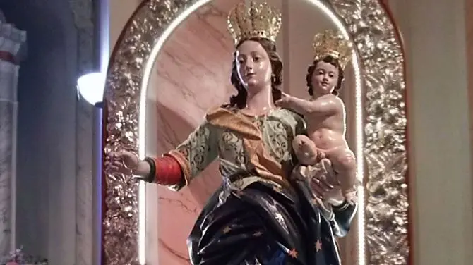 La preghiera alla Madonna della Catena dalla Calabria raggiunge 300mila fedeli