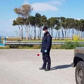 A raccogliere asparagi o a passeggio sulla spiaggia: diverse sanzioni nel Cosentino