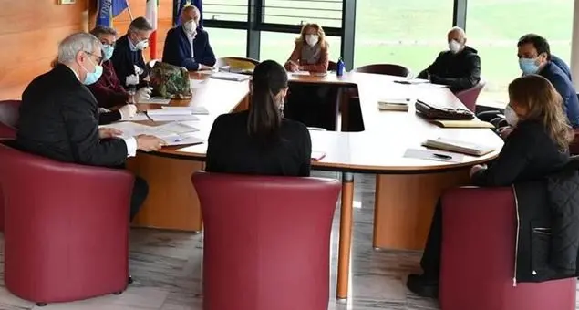 Coronavirus, la Regione approva il bilancio e stanzia 25 milioni per i buoni spesa
