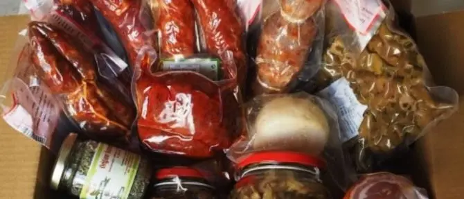 La Pasqua nel pacco da casa: 20mila spedizioni ai calabresi bloccati fuori regione