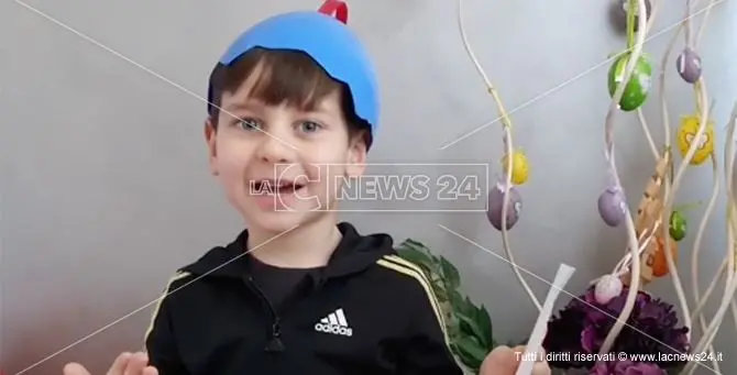 Auguri e poesie, la Pasqua dei bimbi calabresi ai tempi del Covid: i video