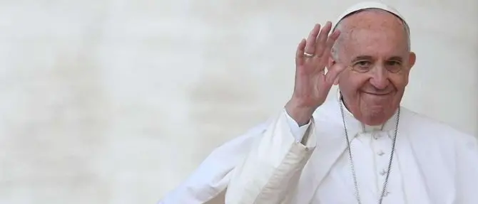 Locri, Papa Francesco dona tute protettive e mascherine all'ospedale