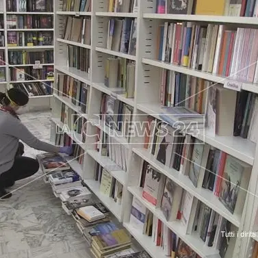 Riapertura librerie, «Scelta simbolica, non possiamo neanche rifornirci»