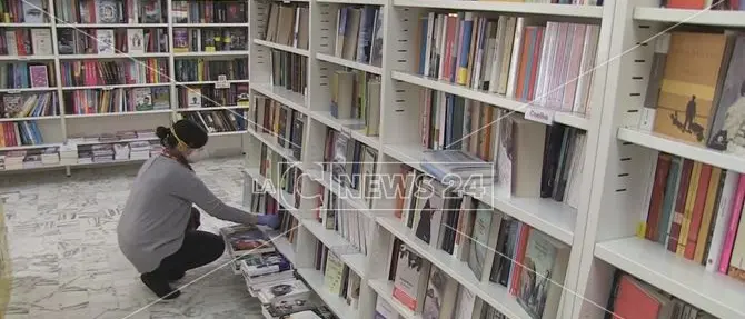 Riapertura librerie, «Scelta simbolica, non possiamo neanche rifornirci»