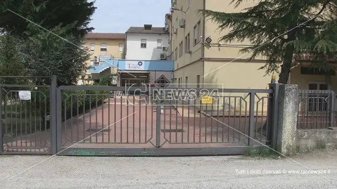 Focolaio a Torano, per l'Asp di Cosenza risultati inattendibili: tamponi da rifare