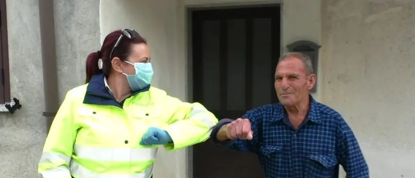 Locride, il lavoro del postino al tempo del Coronavirus